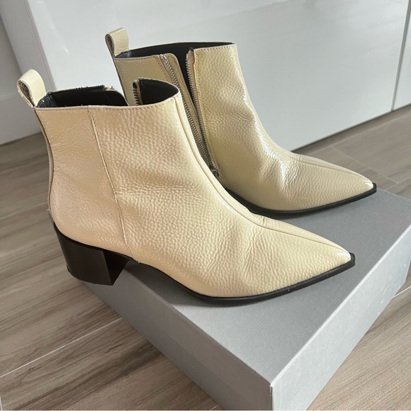 Everlane | The boss boots in patent leather - Picture 2 of 8